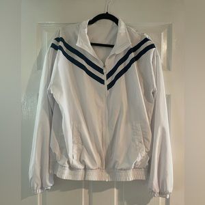 ZYIA Women’s Windbreaker White and Navy XL